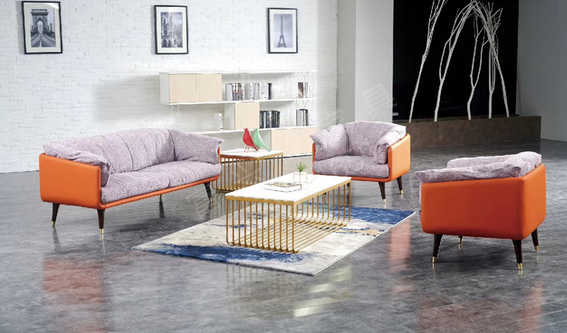 現(xiàn)代沙發(fā)